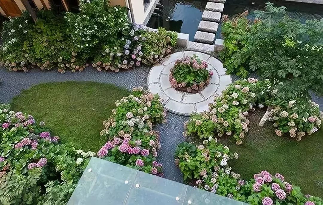 现代城市景观中的嵌石嵌草艺术-26