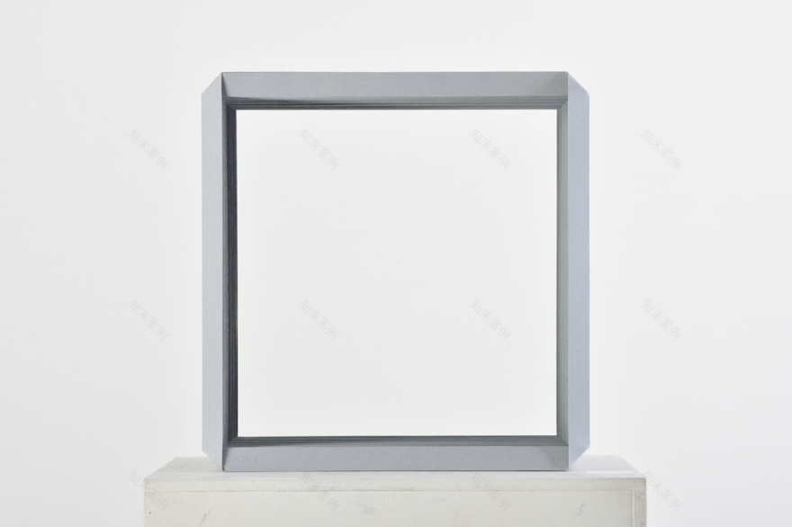 Oguchi 设计的褶皱纸板架和盒钟-5