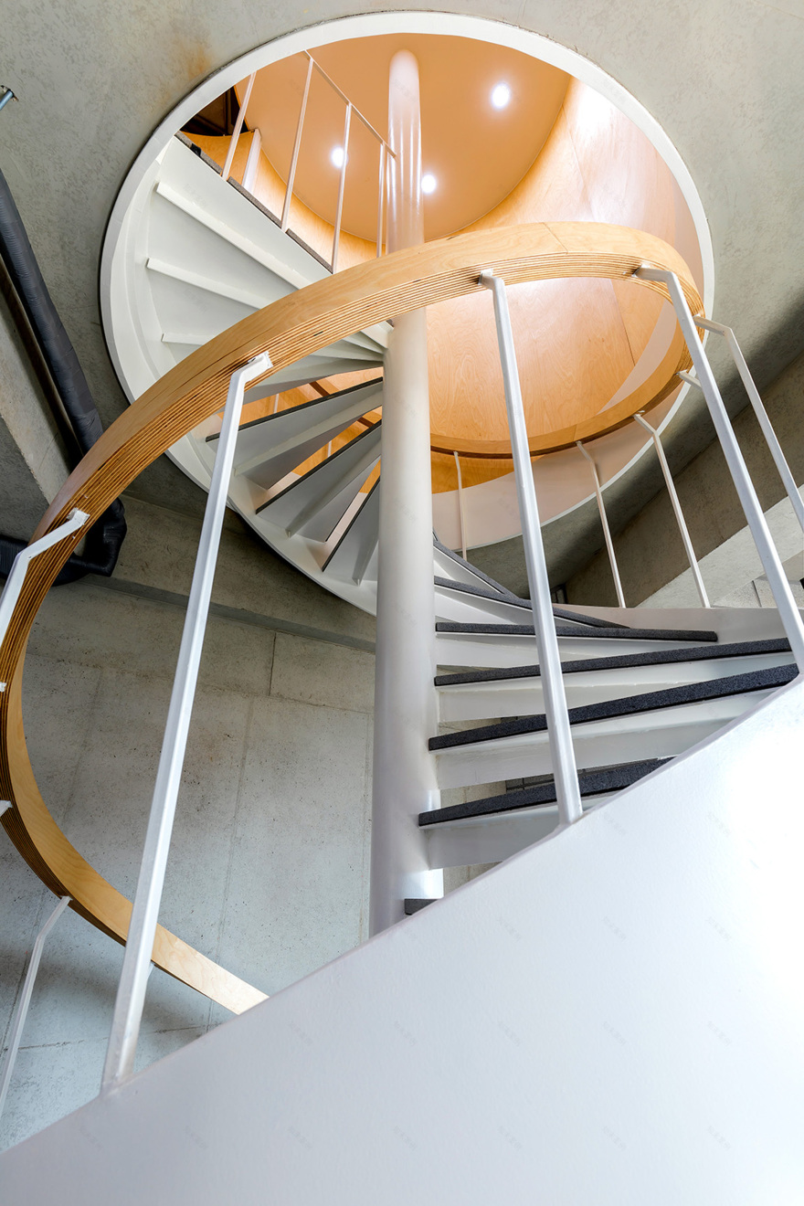 首尔市中心“半公共”小巷办公空间-29