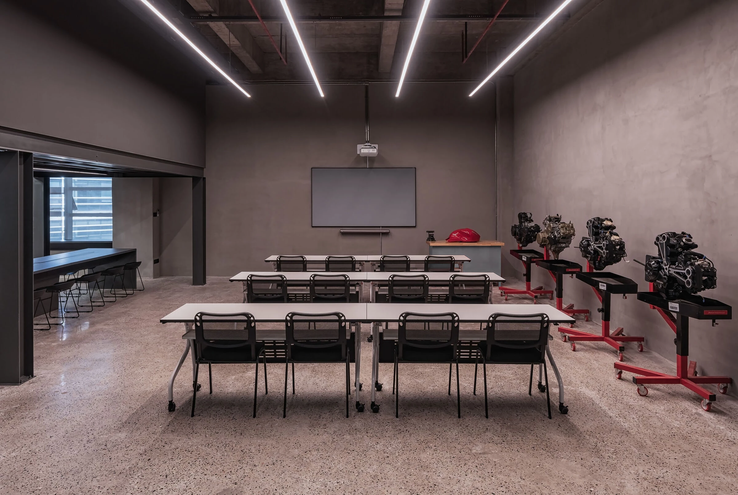 杜卡迪培训中心丨中国丨Bylu Design-17