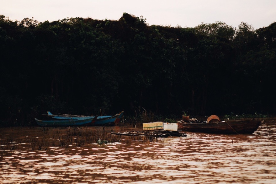 柬埔寨洞里萨湖居民生活-3