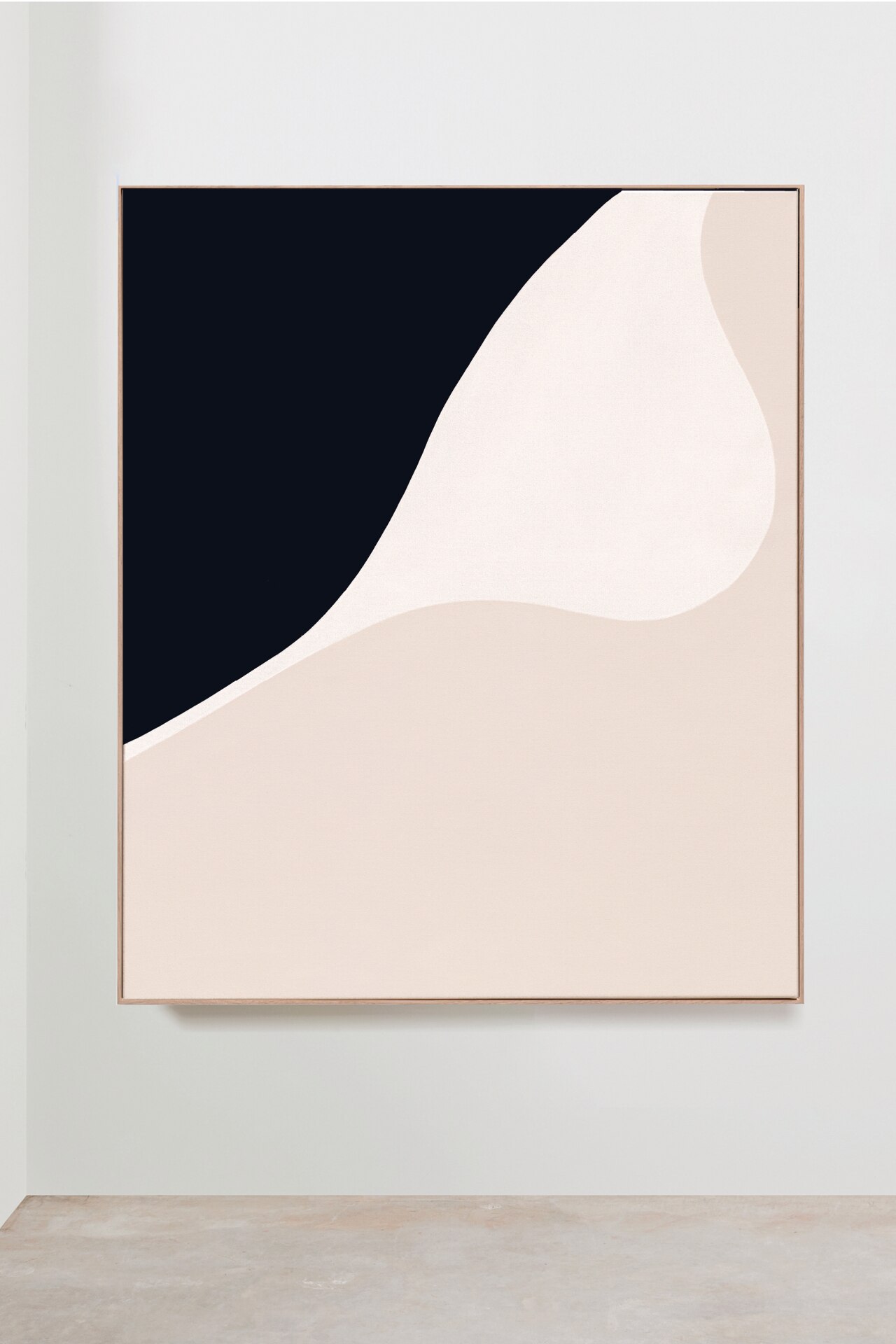 Caroline Walls plays with sculpture ahead of her new online exhibition-9