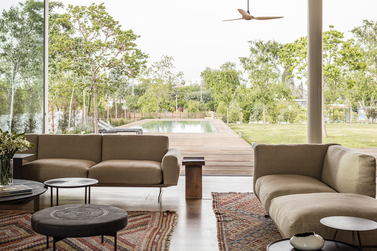 Z 形住宅 | 混凝土与自然景观的对话-20