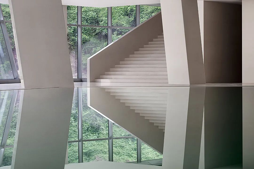 重庆壹方艺术馆 | 解构自然，重塑山城艺术地标-87