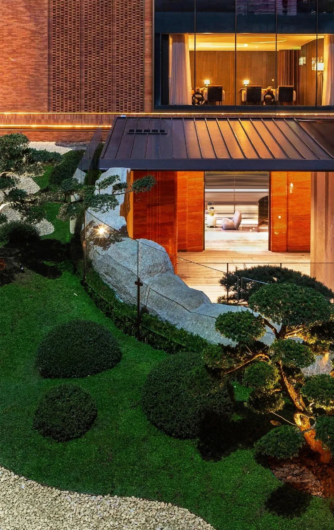 上海「越秀 · 外灘越」頂級會所丨中国上海丨程紹正韬,李玮珉,集艾設計-0