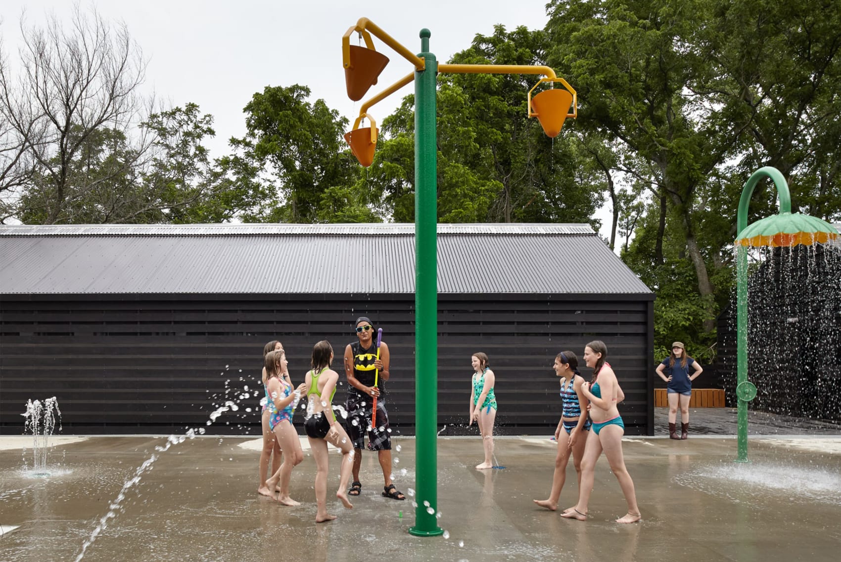 黛西营地淋浴设施丨United StatesDover丨Eldo Team（含David Dowell等多位成员）-49