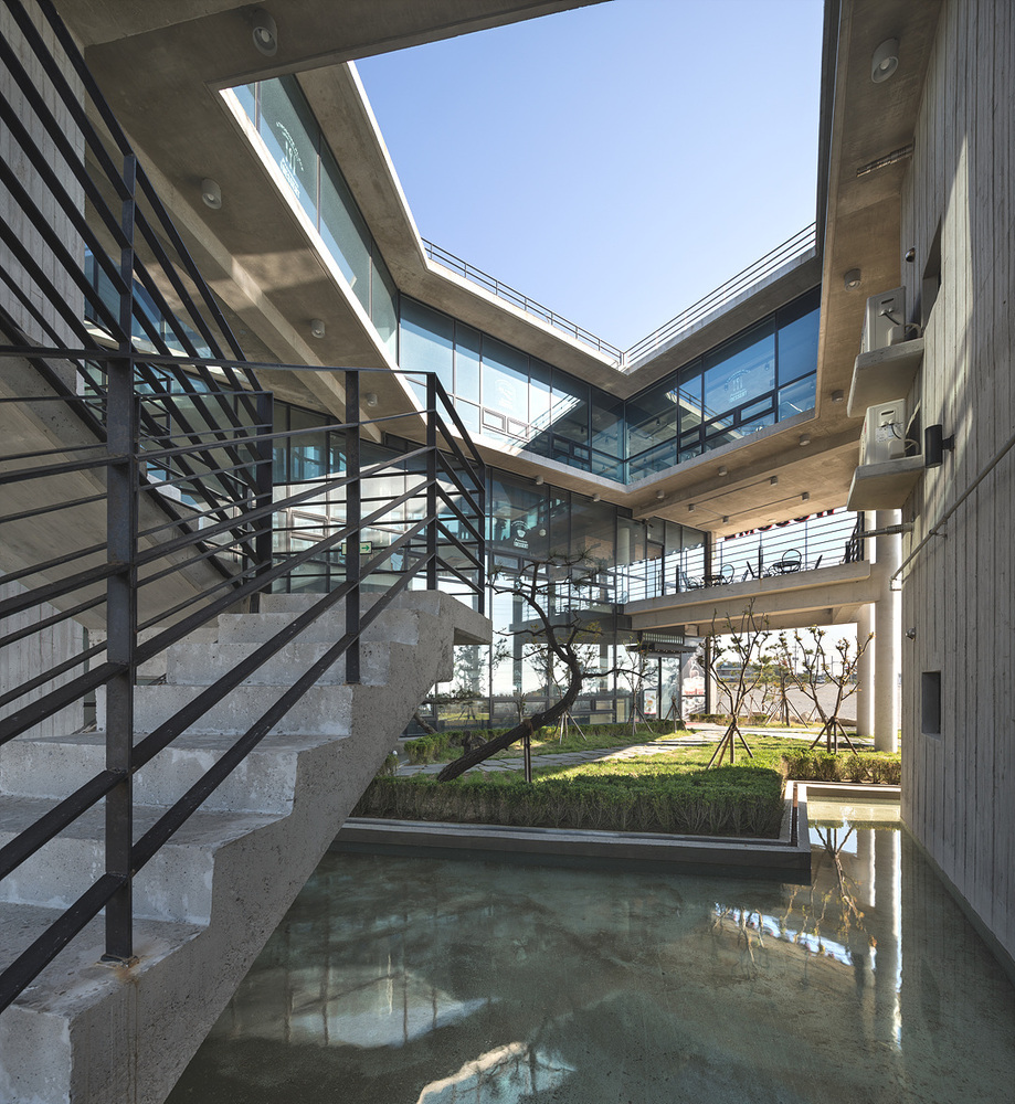 韩国日出之城的五边形商业建筑-35