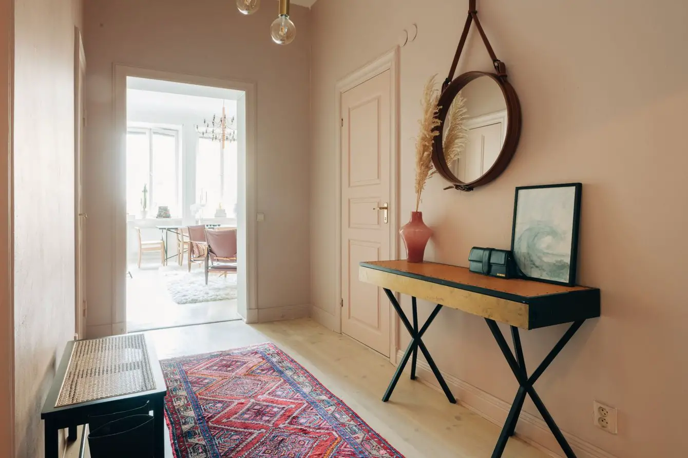 斯德哥尔摩独特设计公寓 | 古典与现代的完美融合-18