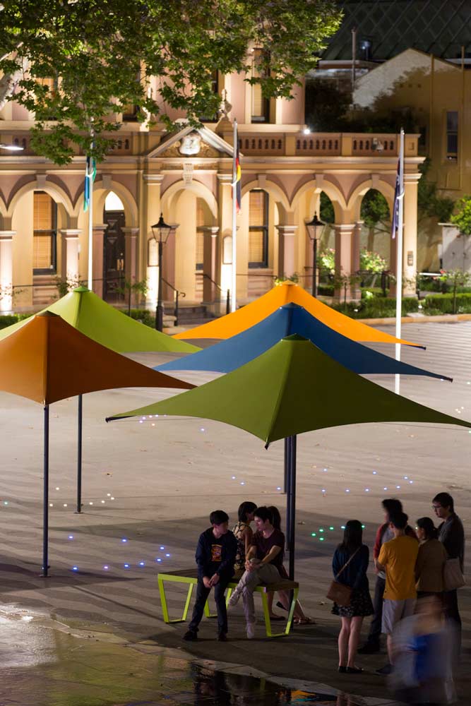 百年广场,帕拉马塔-26