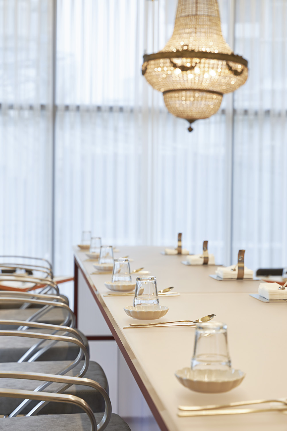 23 平米韩式餐厅，白色&木纹打造高级氛围-12