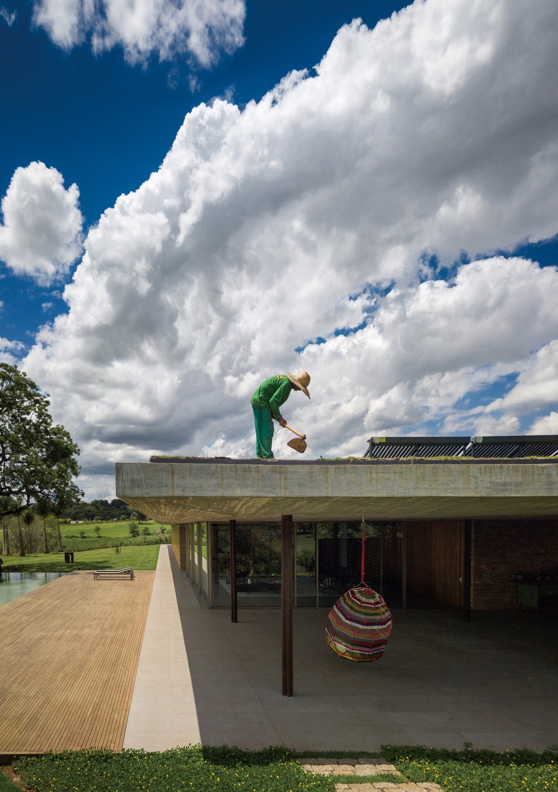 挑戰水平線性的極簡建築｜巴西 Planar House - WEHOUSE-2