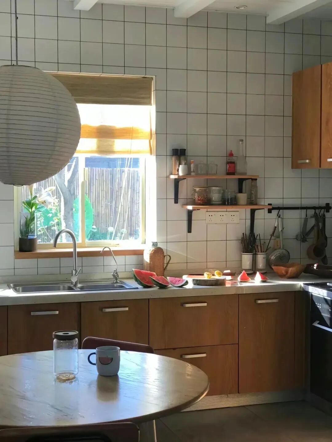 不听劝！这位女白领非要全款买下小洋楼，还把院子改成卧室，网友：你是懂生活的！-49