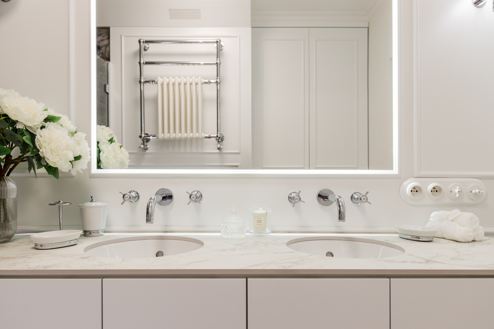 具有艺术灵魂的公寓室内设计-35