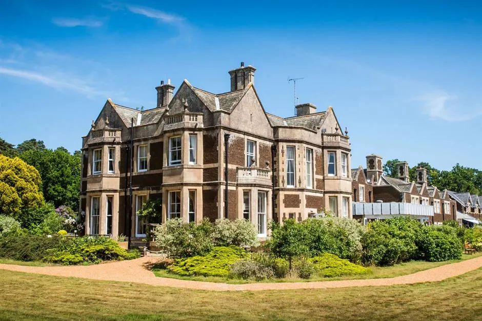 戴安娜王妃的居所丨英国-9