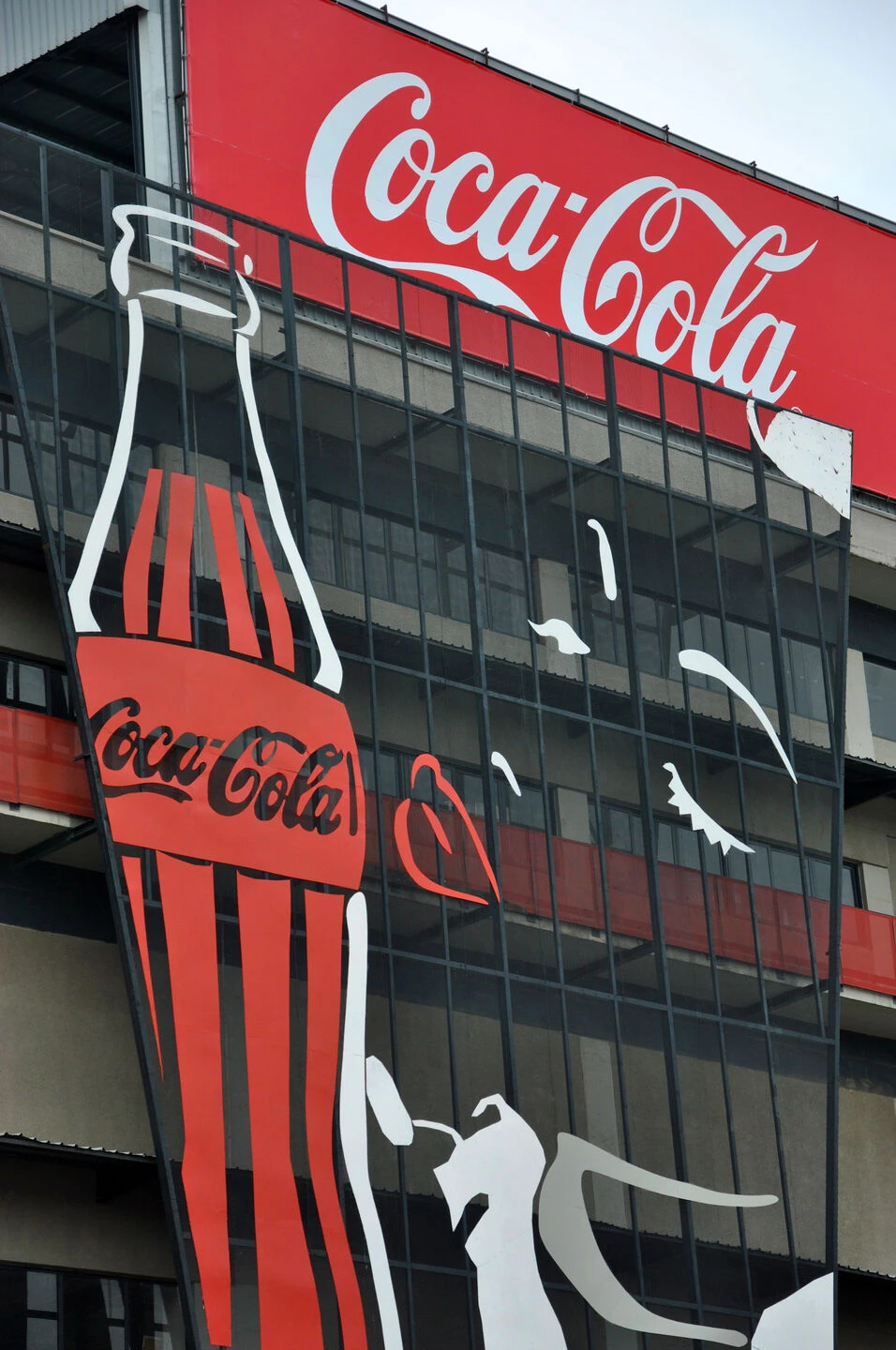 可口可乐工厂亚的斯亚贝巴 外立面改造丨埃塞俄比亚亚的斯亚贝巴丨Nicole Cieri Architects-11