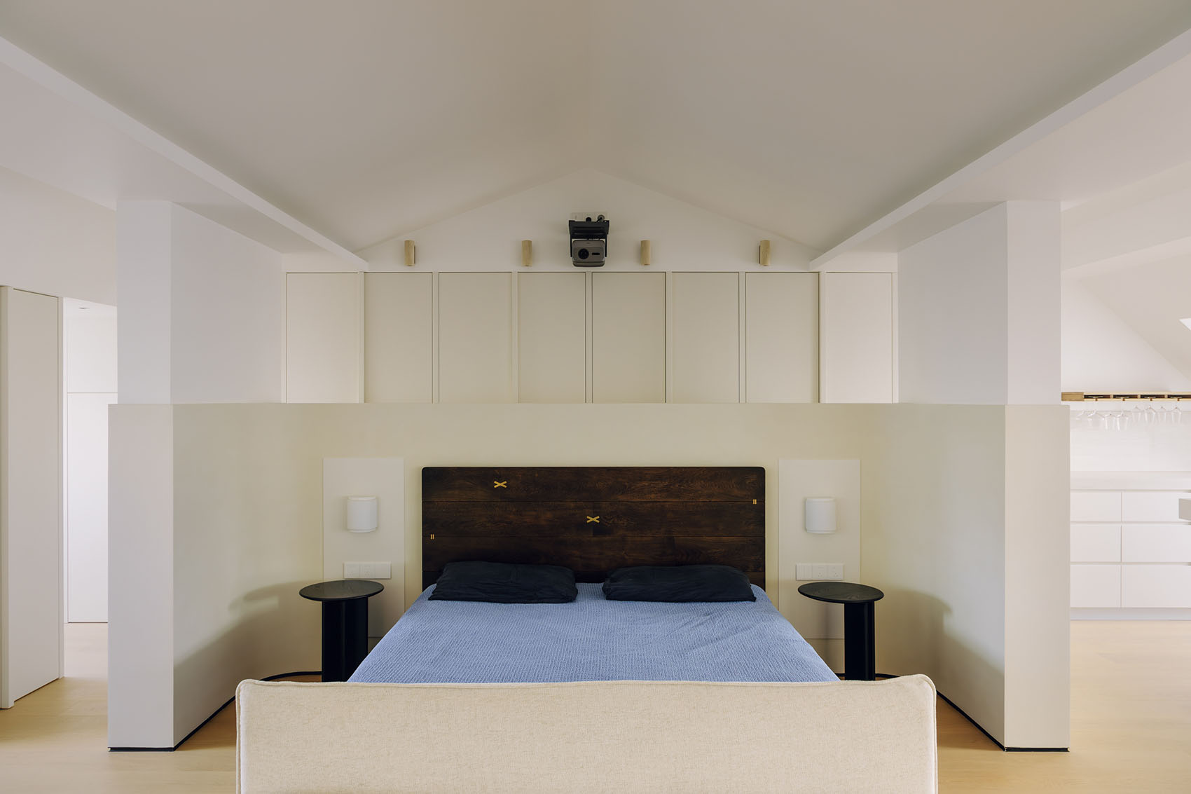 孟莎顶阁楼居所丨中国上海丨栖斯设计-17