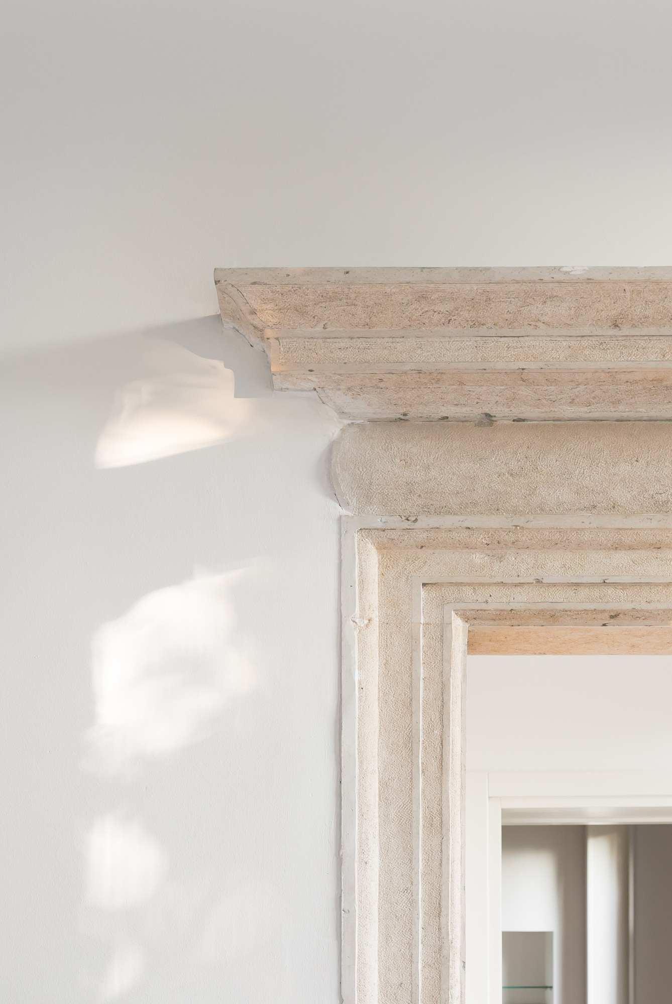 CasaLB · 历史建筑中的现代室内设计丨PadiglioneB 建筑工作室-11