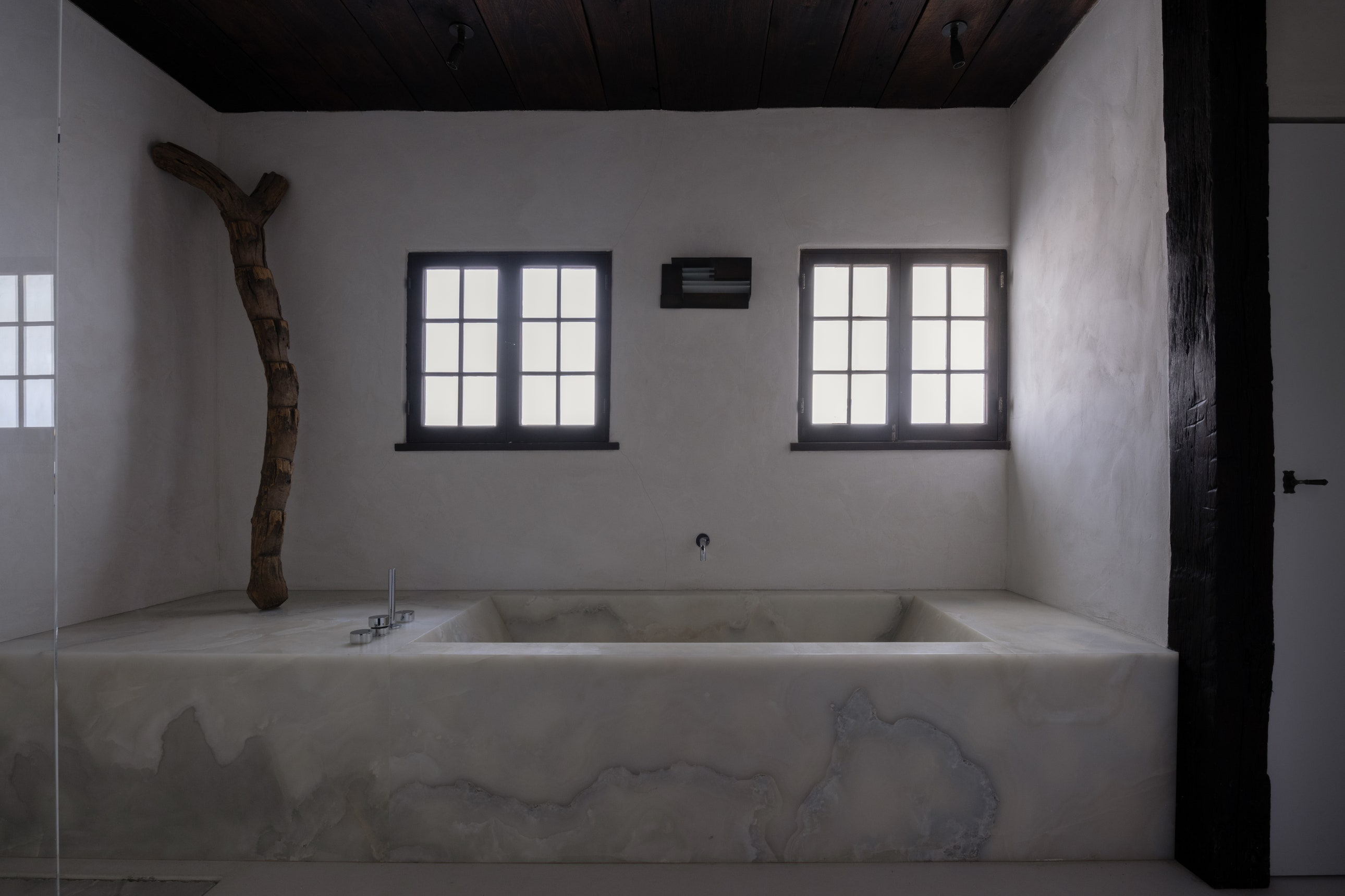 恩尼斯布鲁克土坯房丨美国加利福尼亚丨Jane Hallworth 及其团队-35