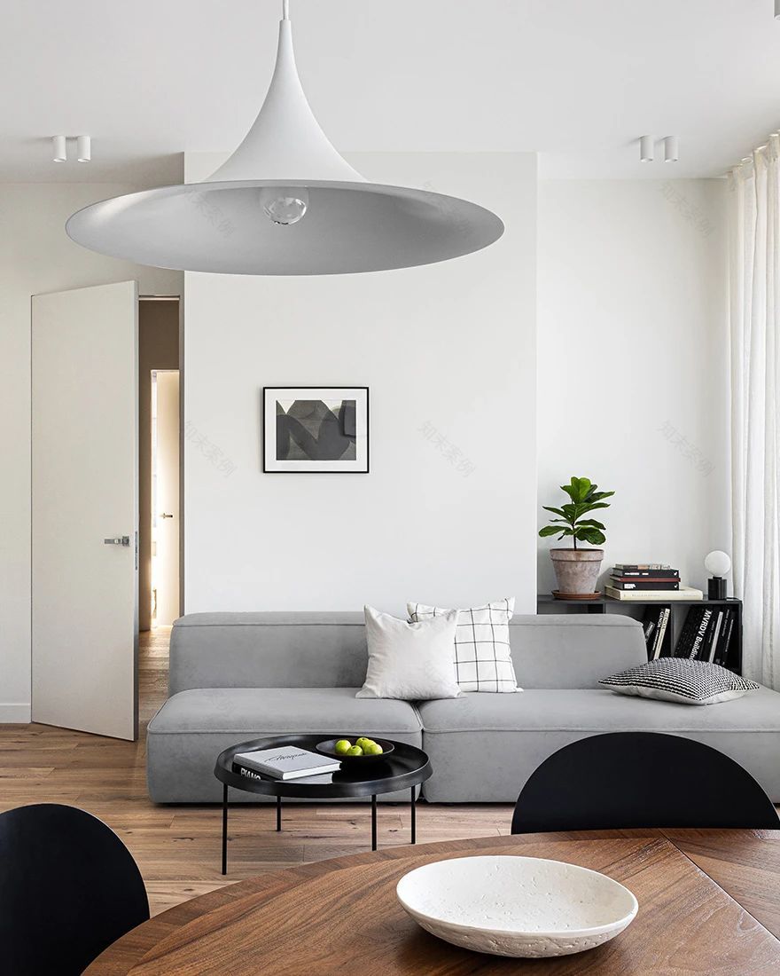 四口之家清新淡雅风室内设计丨Elena Sorensen-8