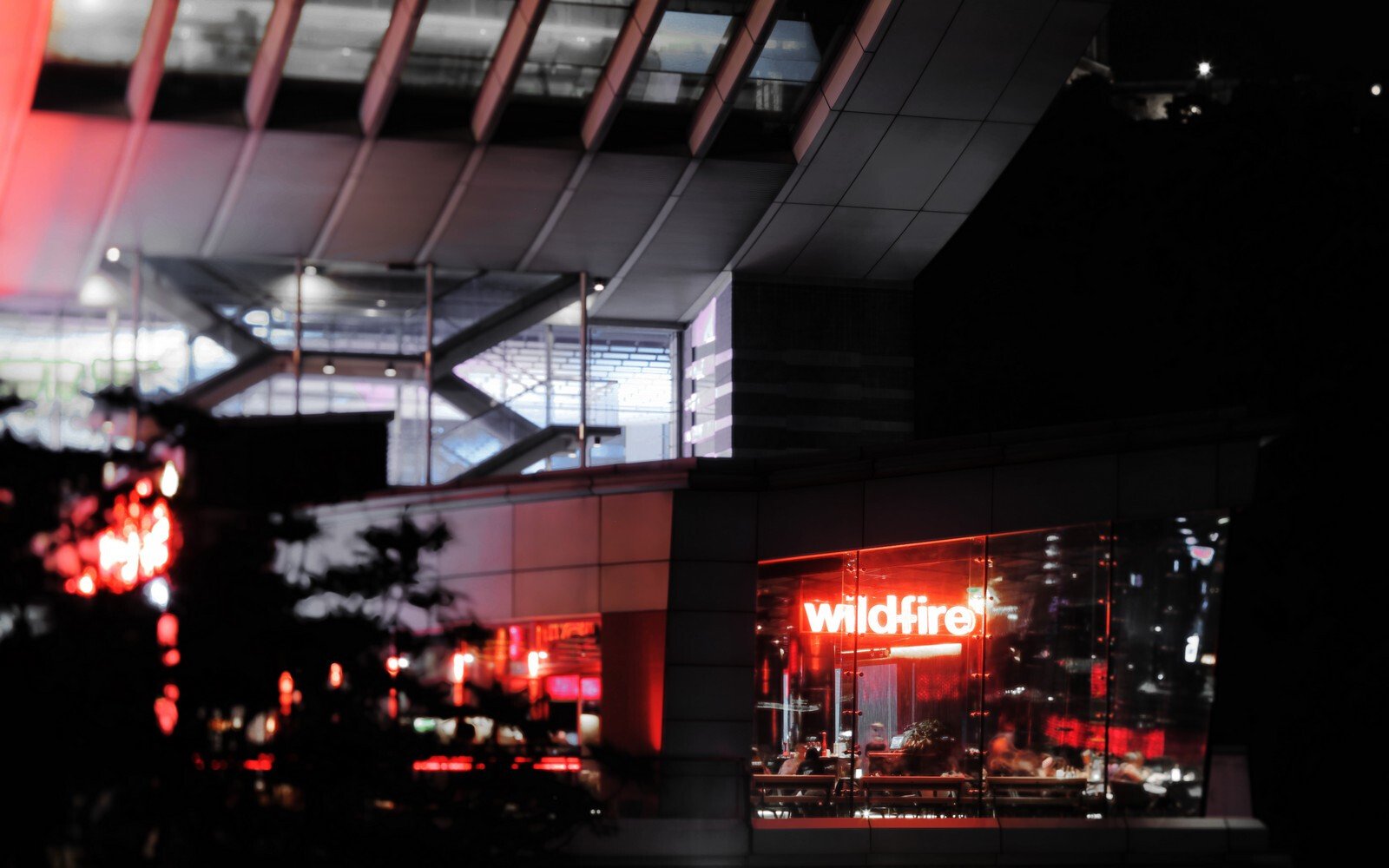 香港山顶大厦的野火披萨酒吧与烧烤店-10