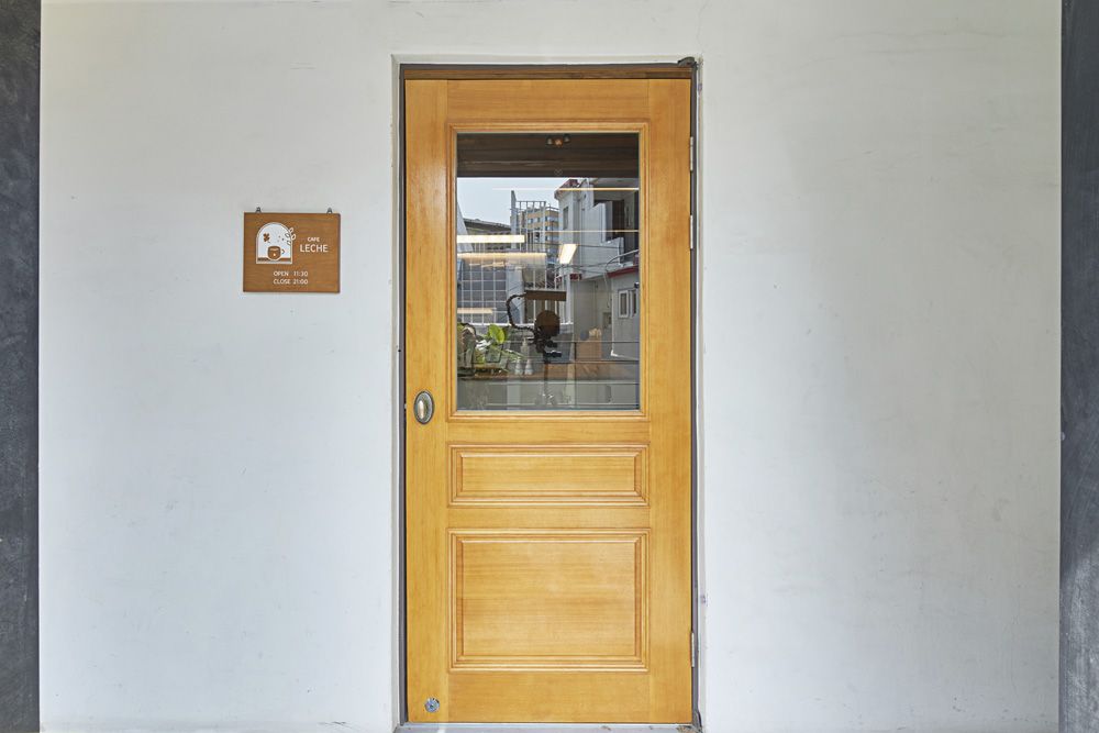 首尔咖啡厅 | 现代极简风格的完美体现-21