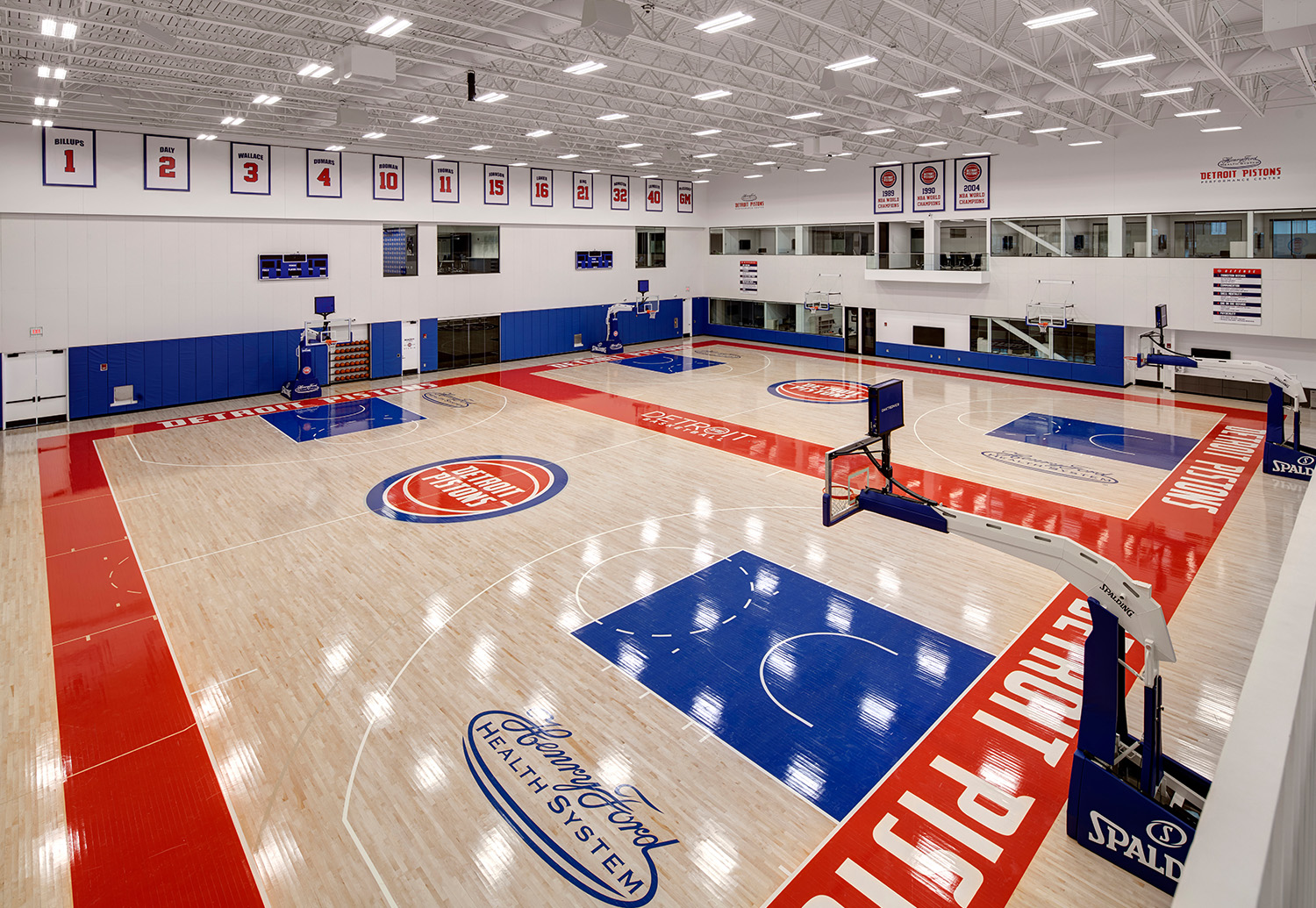 Henry Ford Health Detroit Pistons Performance Center | ROSSETTI-17