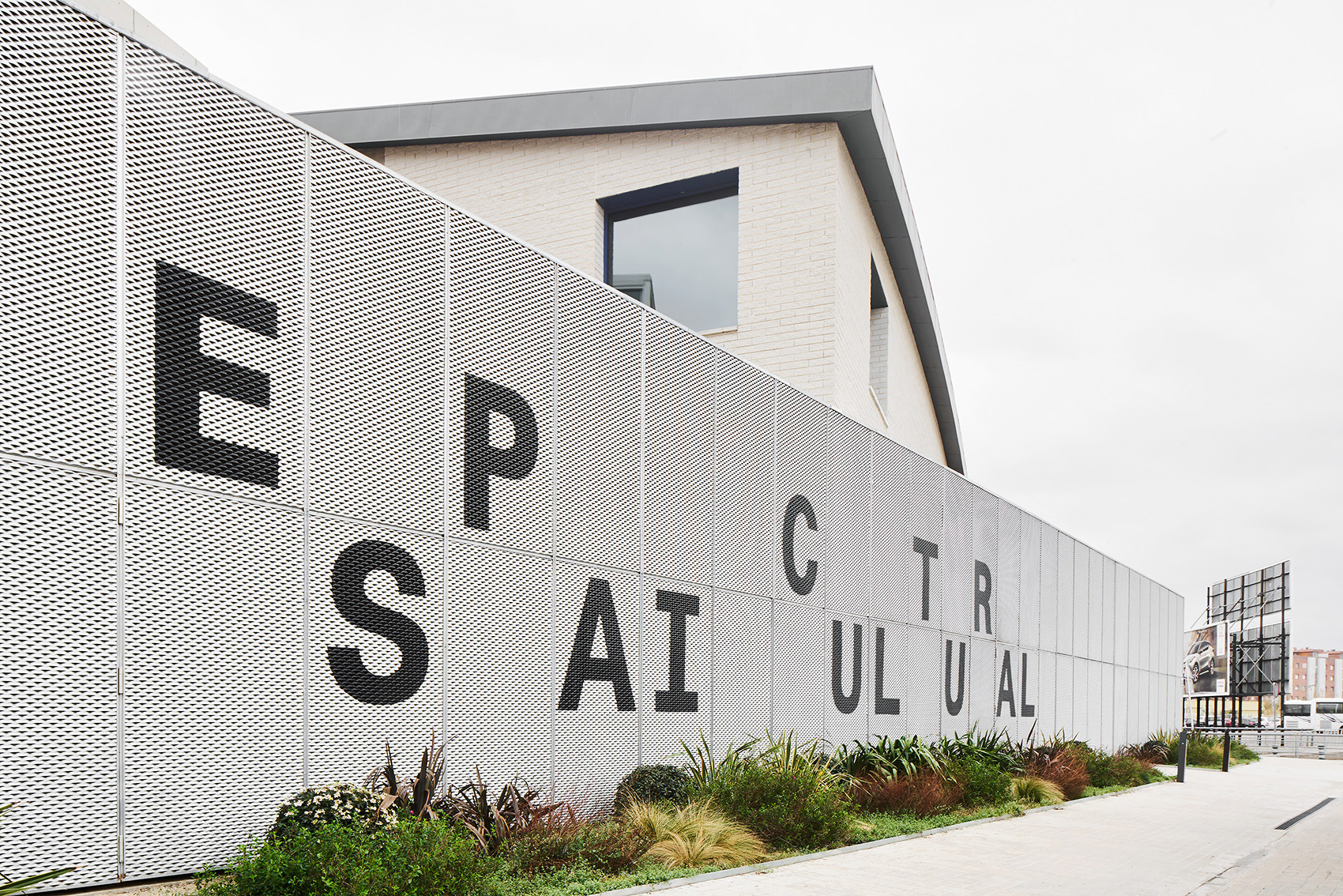 NAM Arquitectura | 西班牙托雷登瓦拉剧院翻新-4