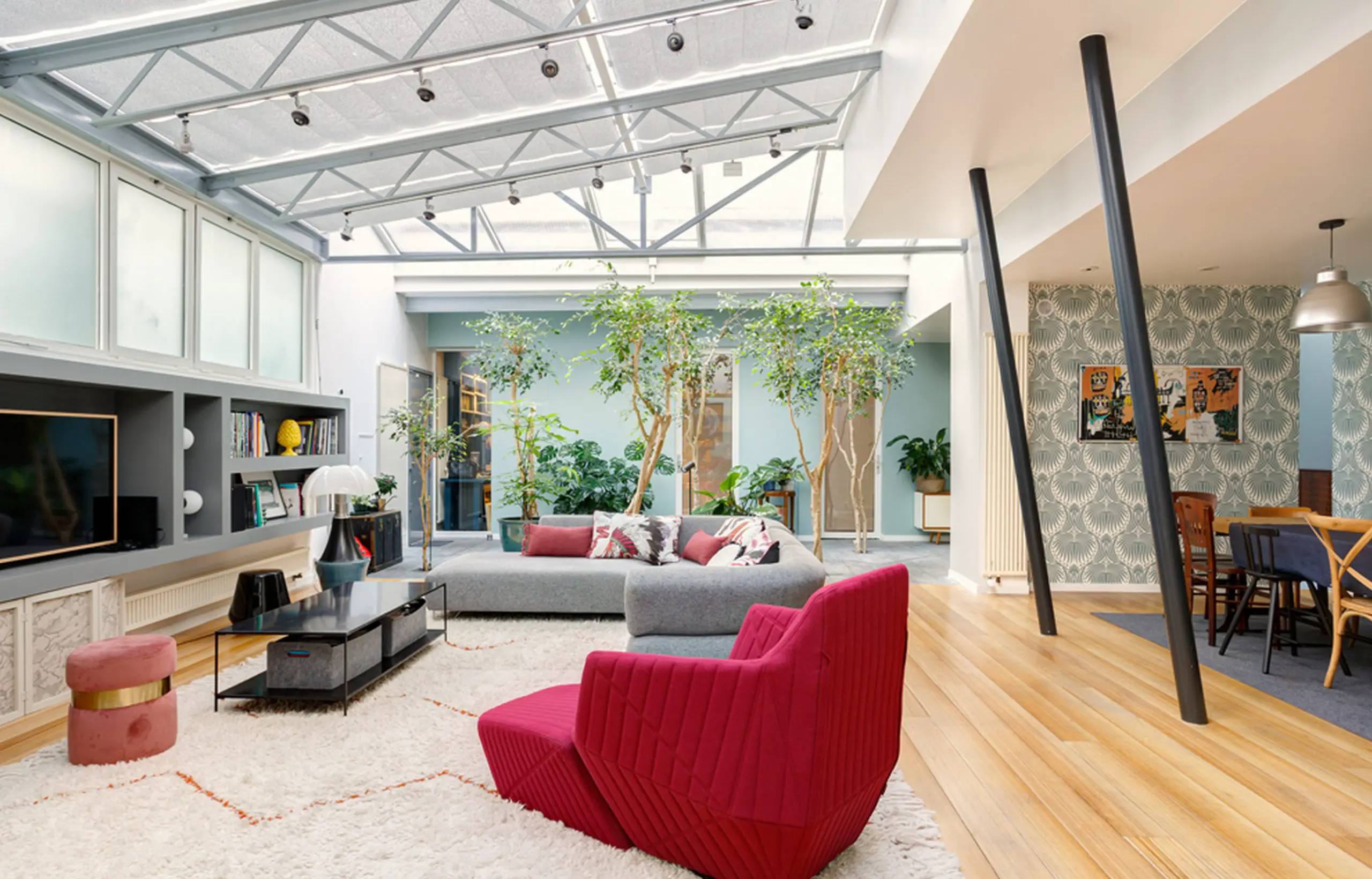 巴黎中心，工业风家庭复式公寓的完美改造-6