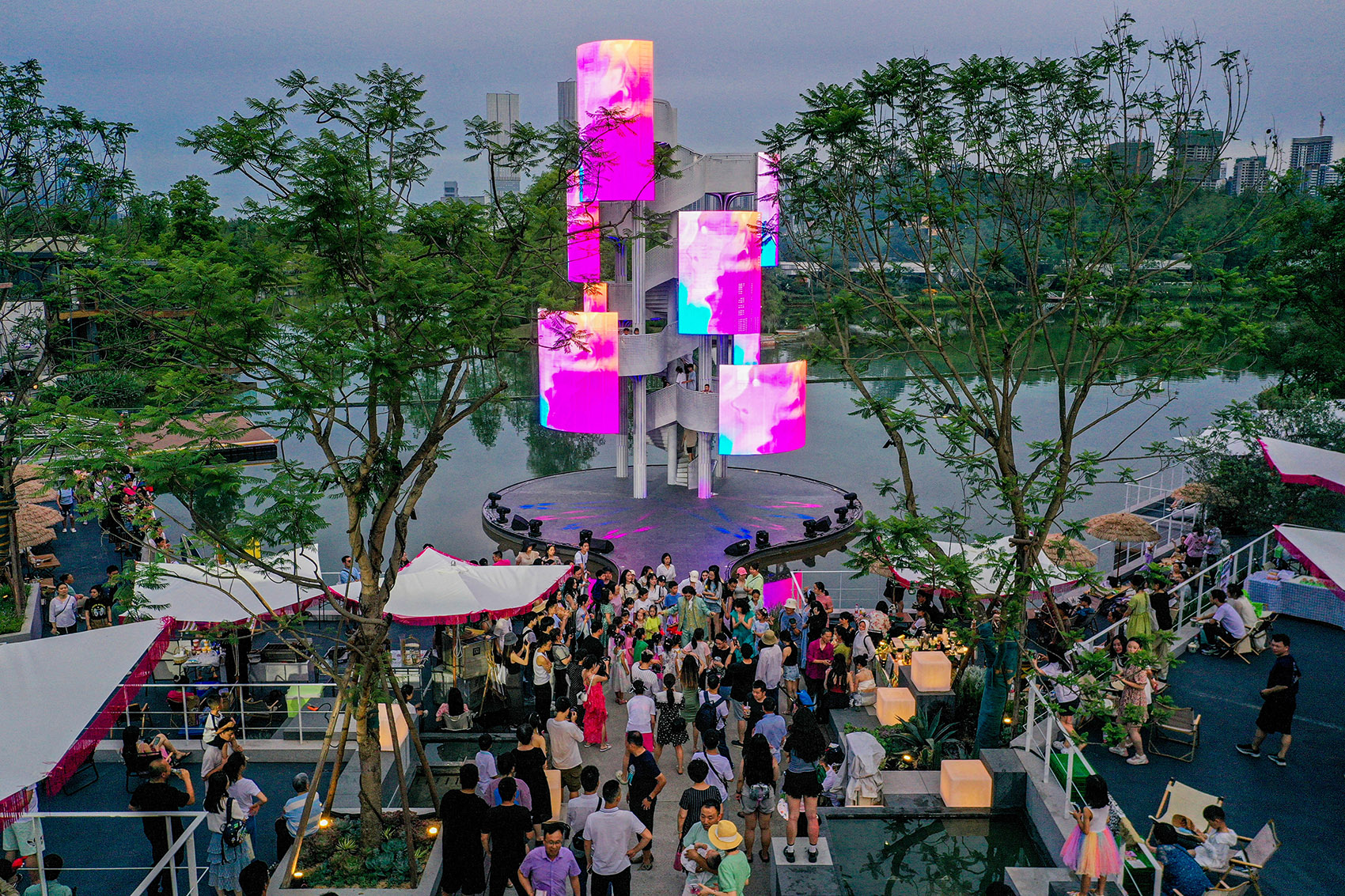 成都麓湖生态城生命塔装置丨中国成都丨万华研发及景观中心-28