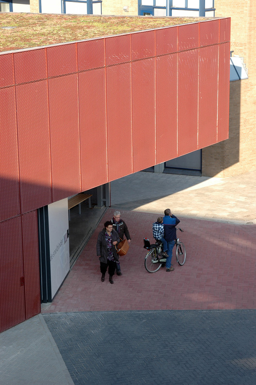 Bicycle Parking De Snelbinder  Kraaijvanger Urbis with Donald Osborne Architect-28