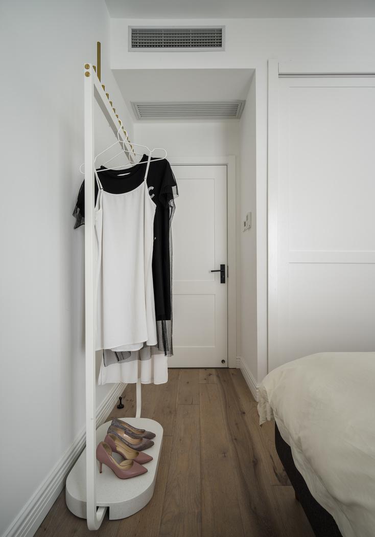 上海北欧风公寓设计,皇家代尔夫特蓝的 INS 风情-44