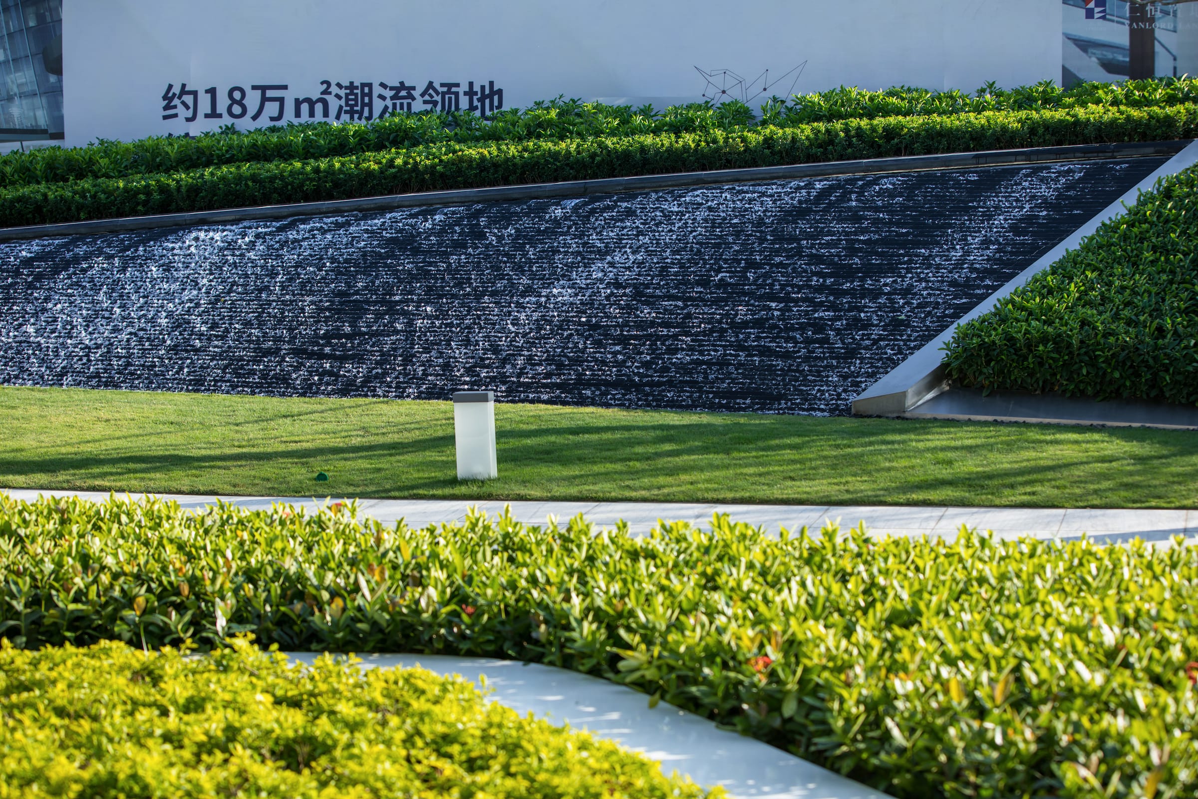 仁恒•梦公园 | 时尚镜面水景，展现新一代梦想栖居地-13