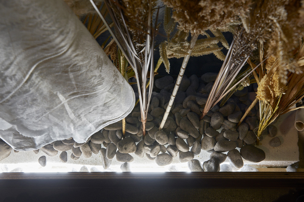 现代简约风 30 平米小酒馆，打造温馨社交空间-16