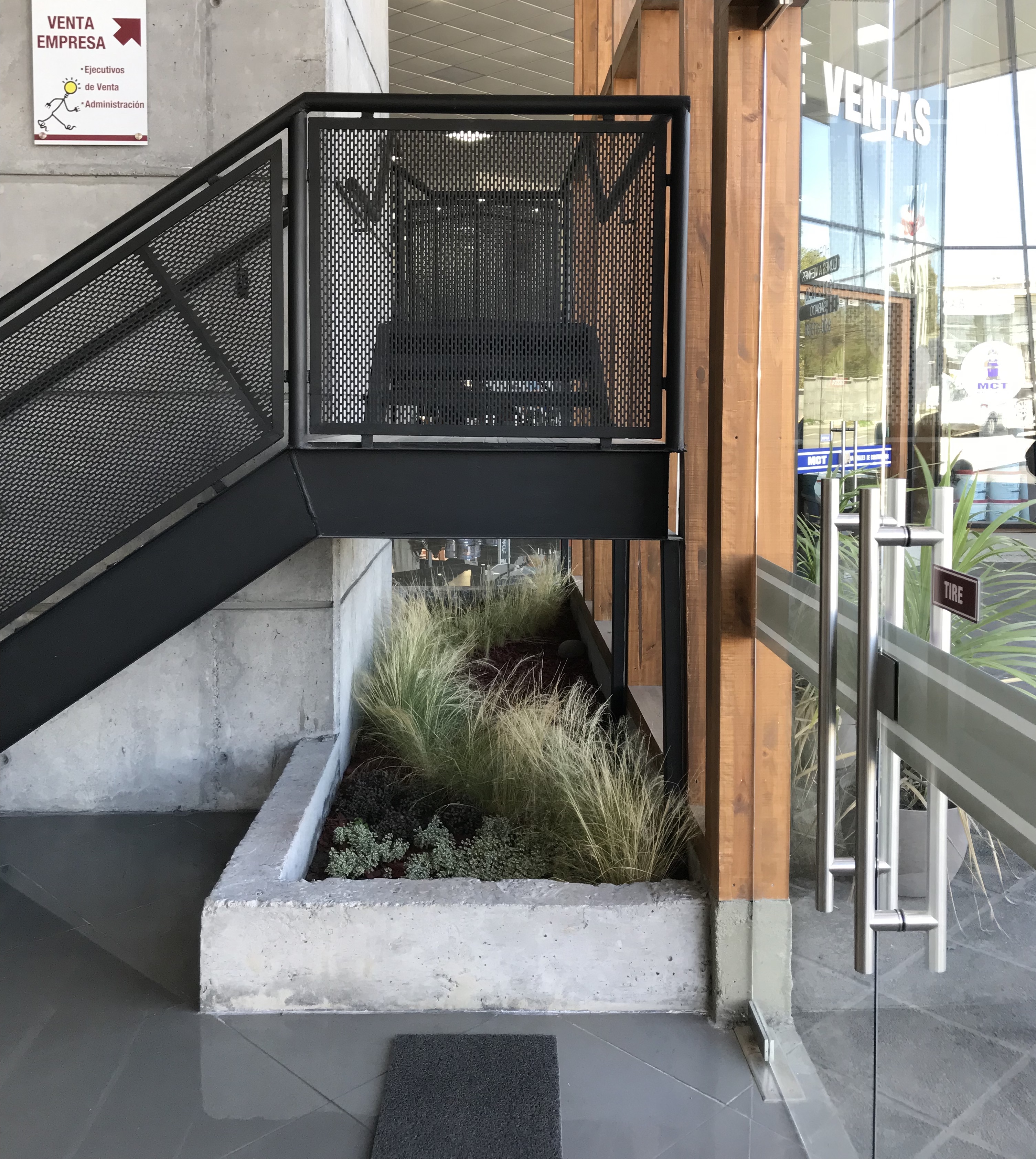 "MCT-ELECTROCOM | IMPULSO ARQUITECTOS 2019 商业建筑杰作"-13