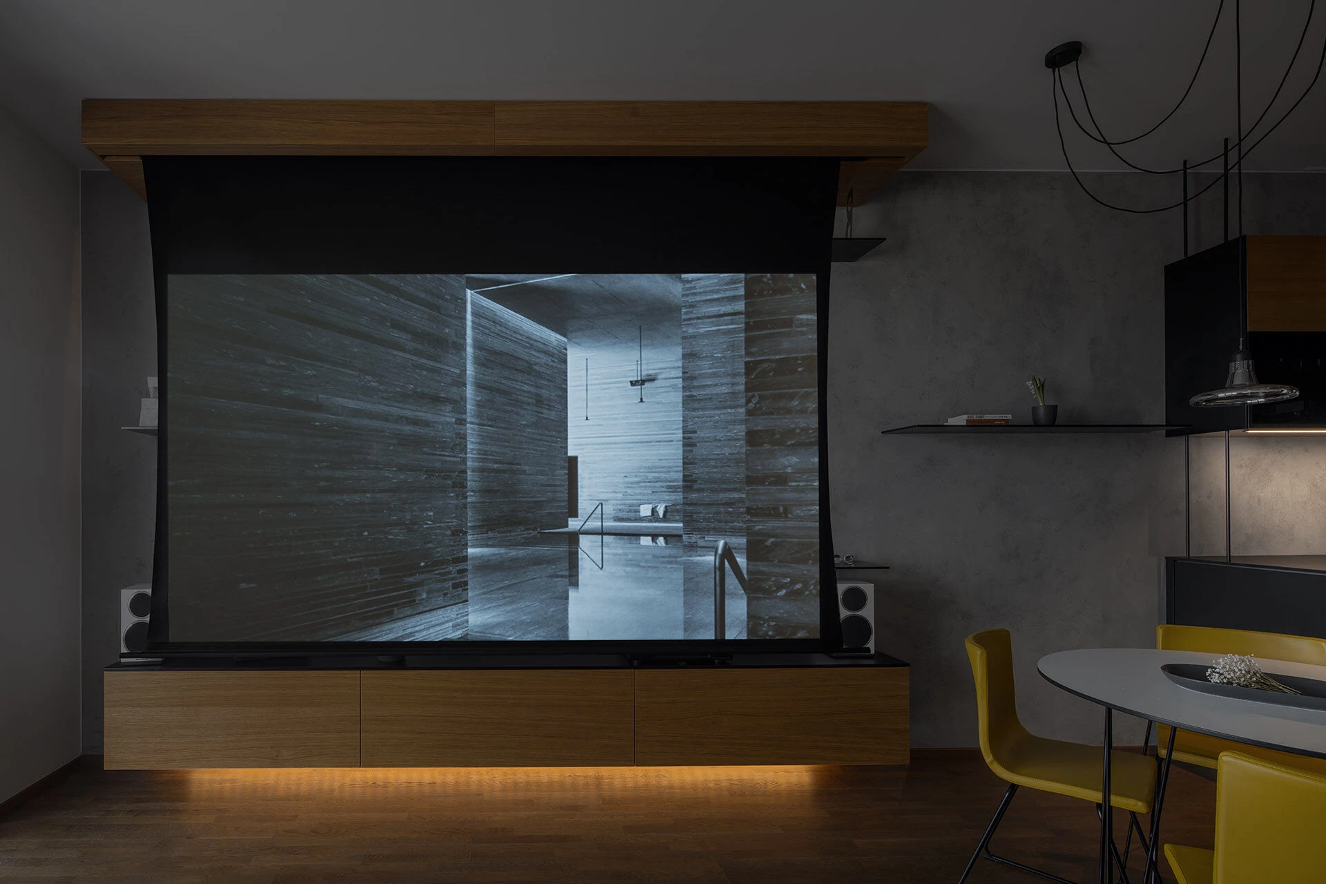 黑金工业风,捷克公寓中的宁静空间-18