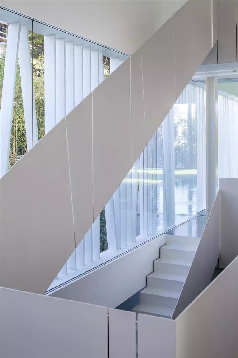 比极简多一点/ 简洁大宅更让人向往-28