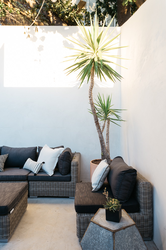 Modern Residence Full of Light and Comfortable Spaces in the city of Los Angeles, California, USA-8