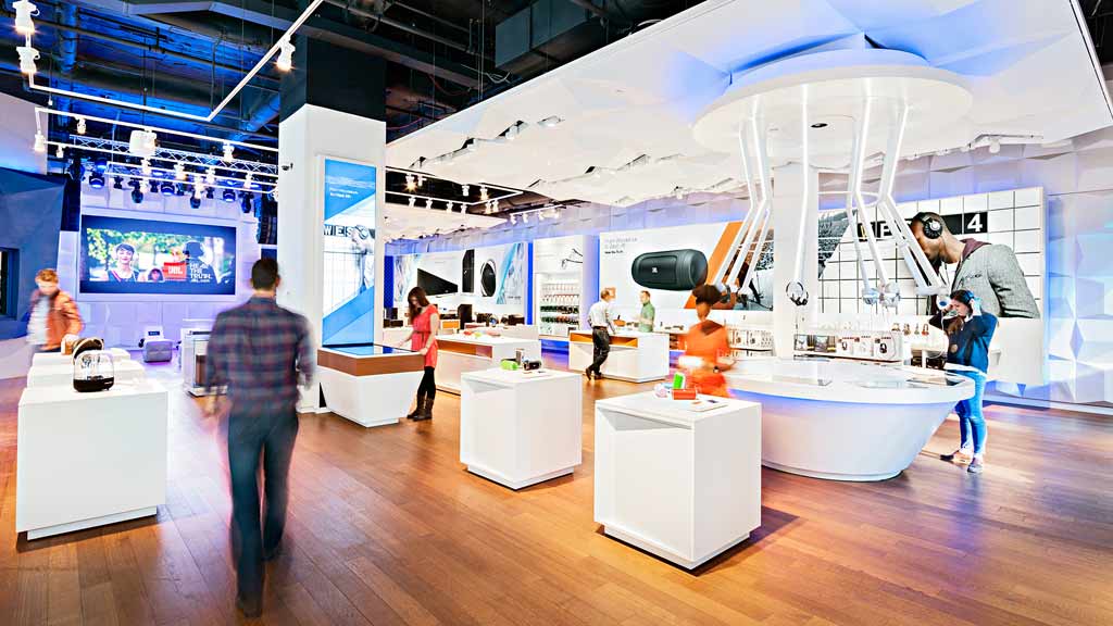 哈曼国际旗舰店-2