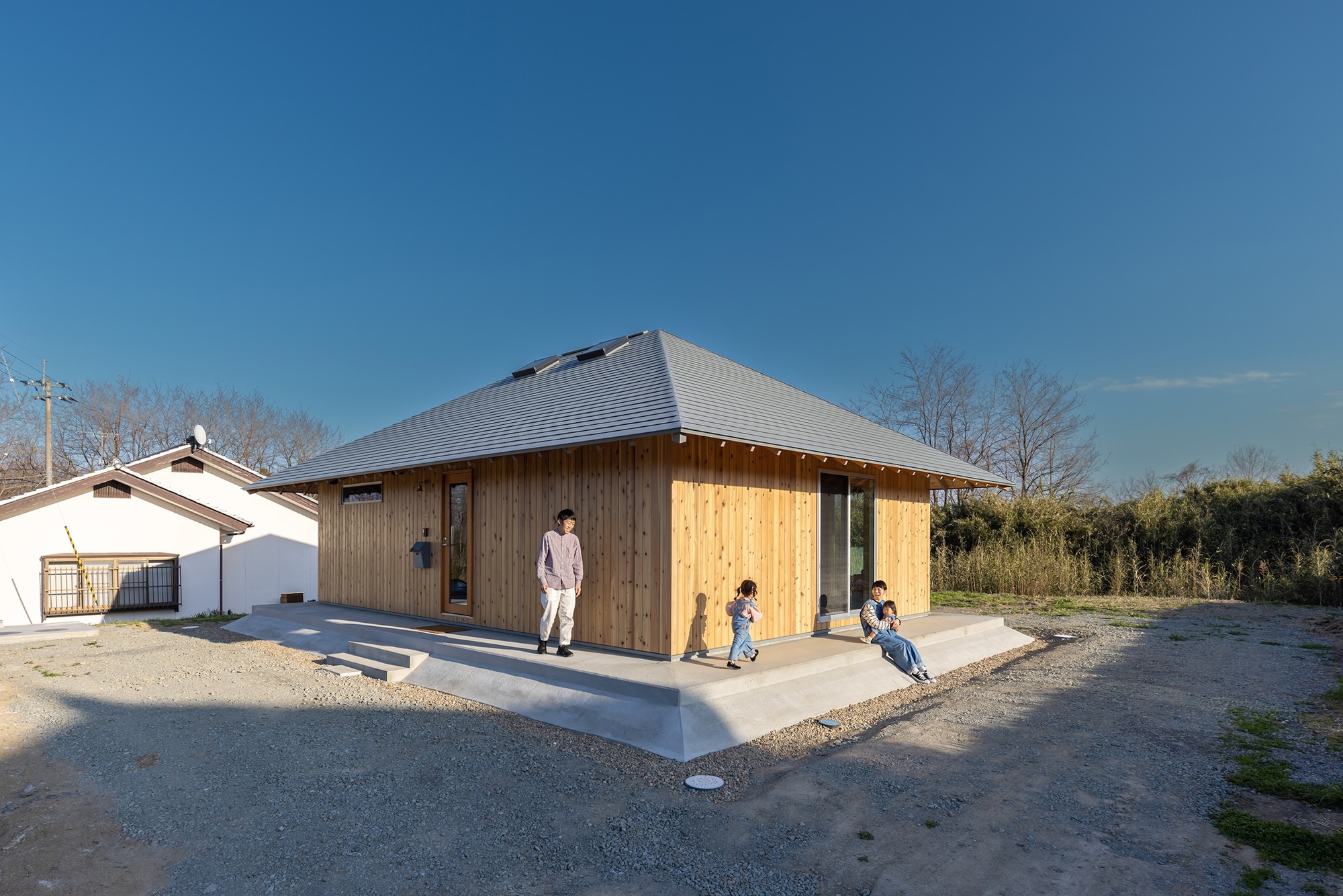 Expanding Lifestyles Through Going Around / Architrip Inc.-21