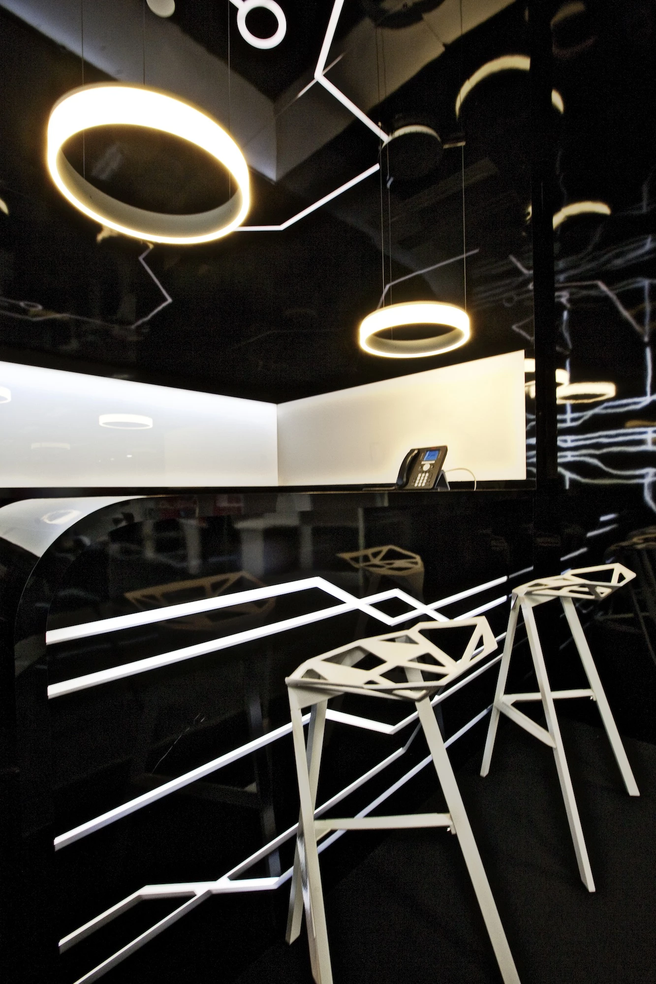 新加坡 SINGTEL 1688 中心·穿越时空的通讯历史室内设计-27