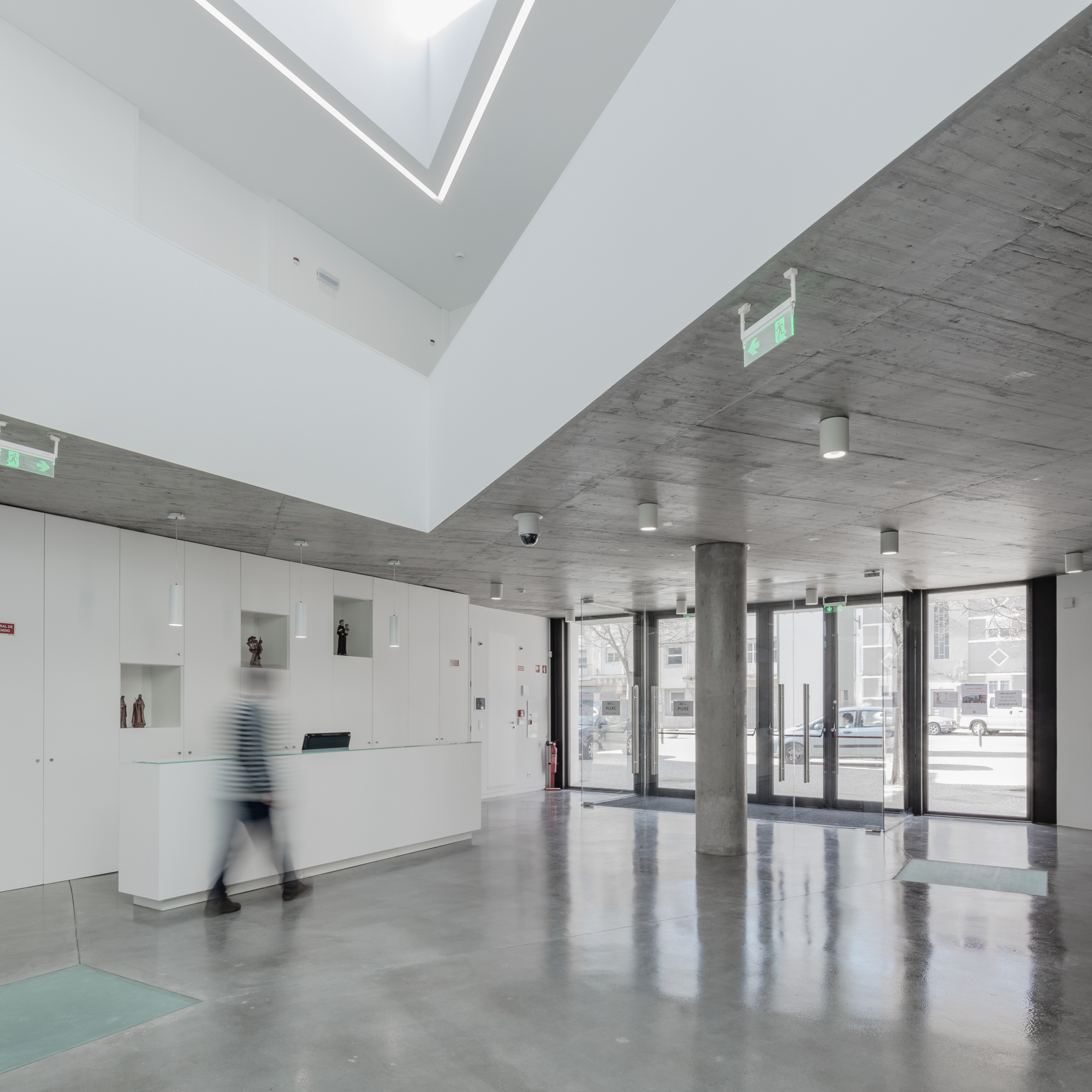 田园牧歌,莫什卡维迪的宗教中心,葡萄牙 / Plano Humano Arquitectos-87