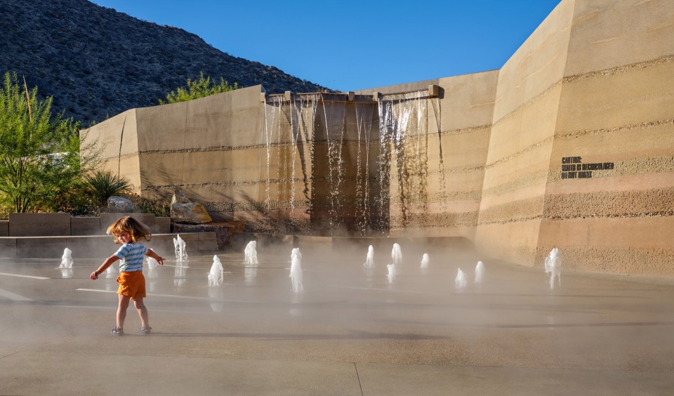 棕榈泉市中心公园丨美国丨RIOS-0