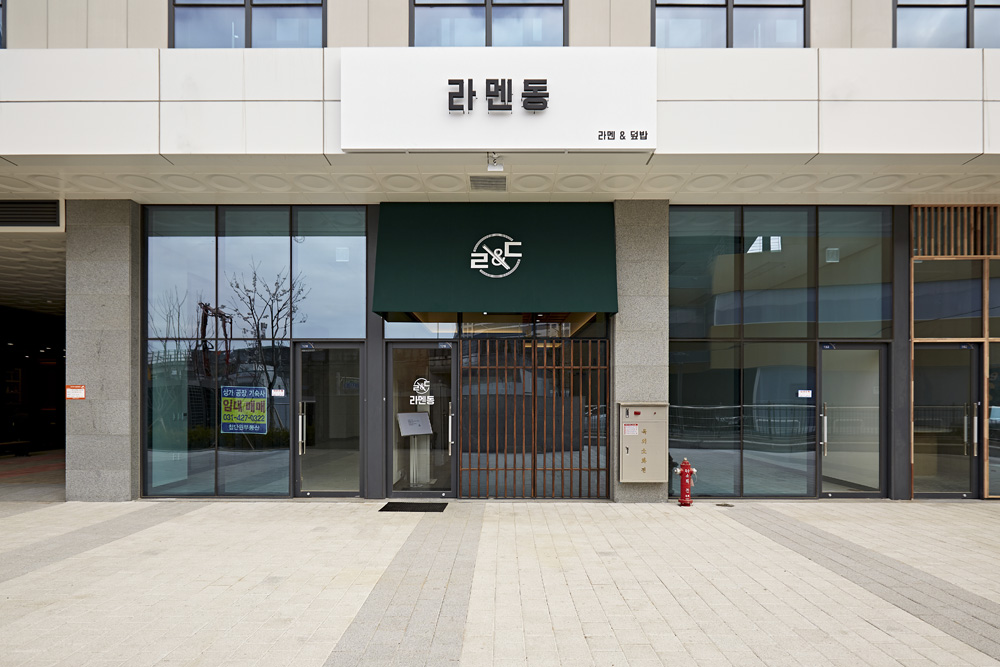 "韩式餐厅设计，白色与木质的完美融合"-2