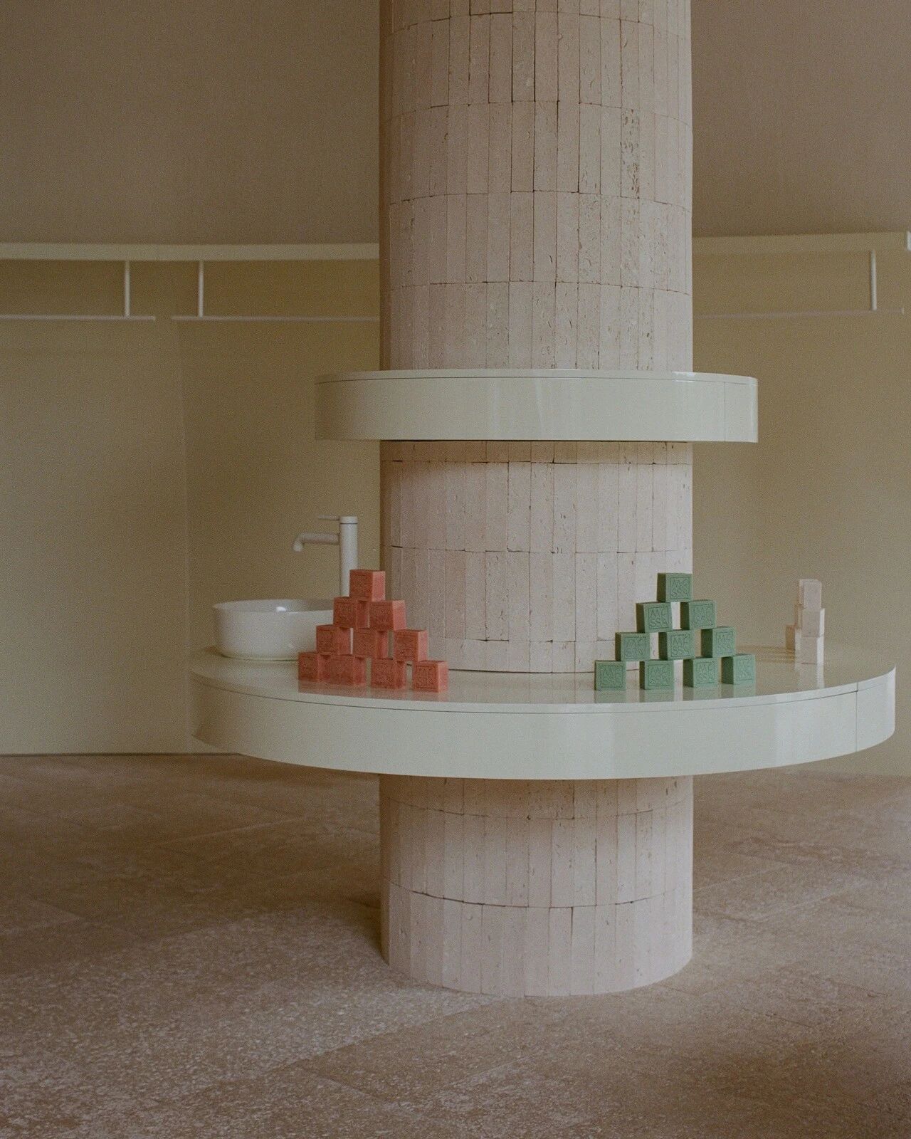 Messa House 女装零售店丨哈萨克斯坦丨UP2DATE architects-26