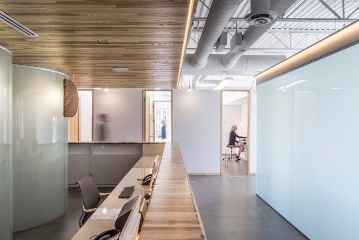 Clinique D私人诊所室内设计丨加拿大-15