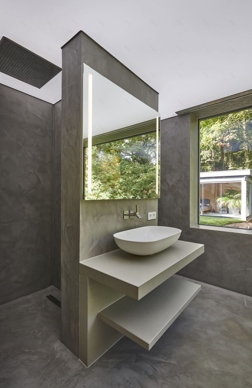 城堡山下的住宅与古橡树共生-32