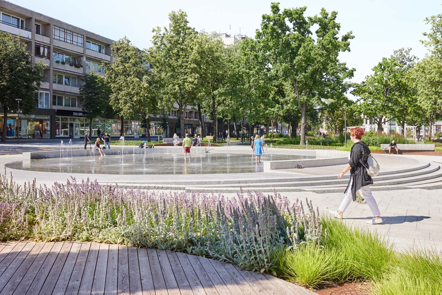 Freedom Square 重生记丨立陶宛帕涅韦日斯丨501 architects-57