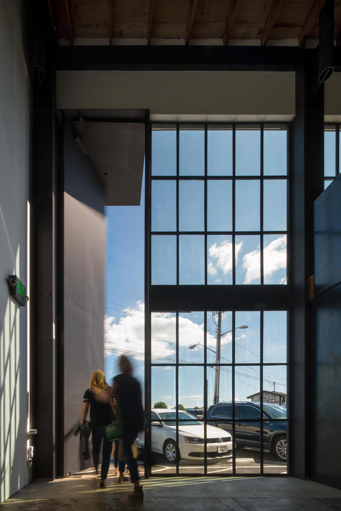 查尔斯·史密斯葡萄酒喷气城-29