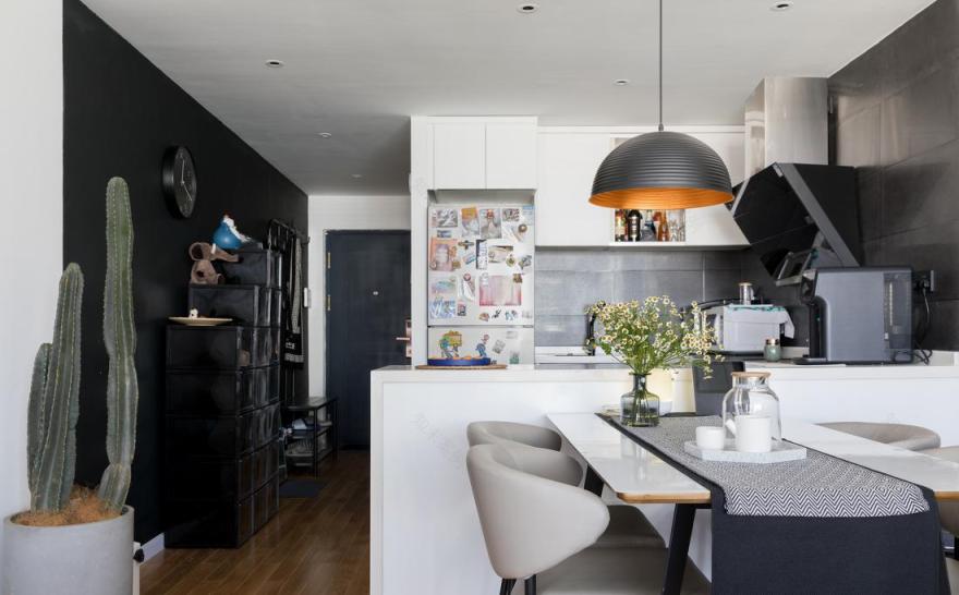 神秘黑白空间,百变日久生情之家-0