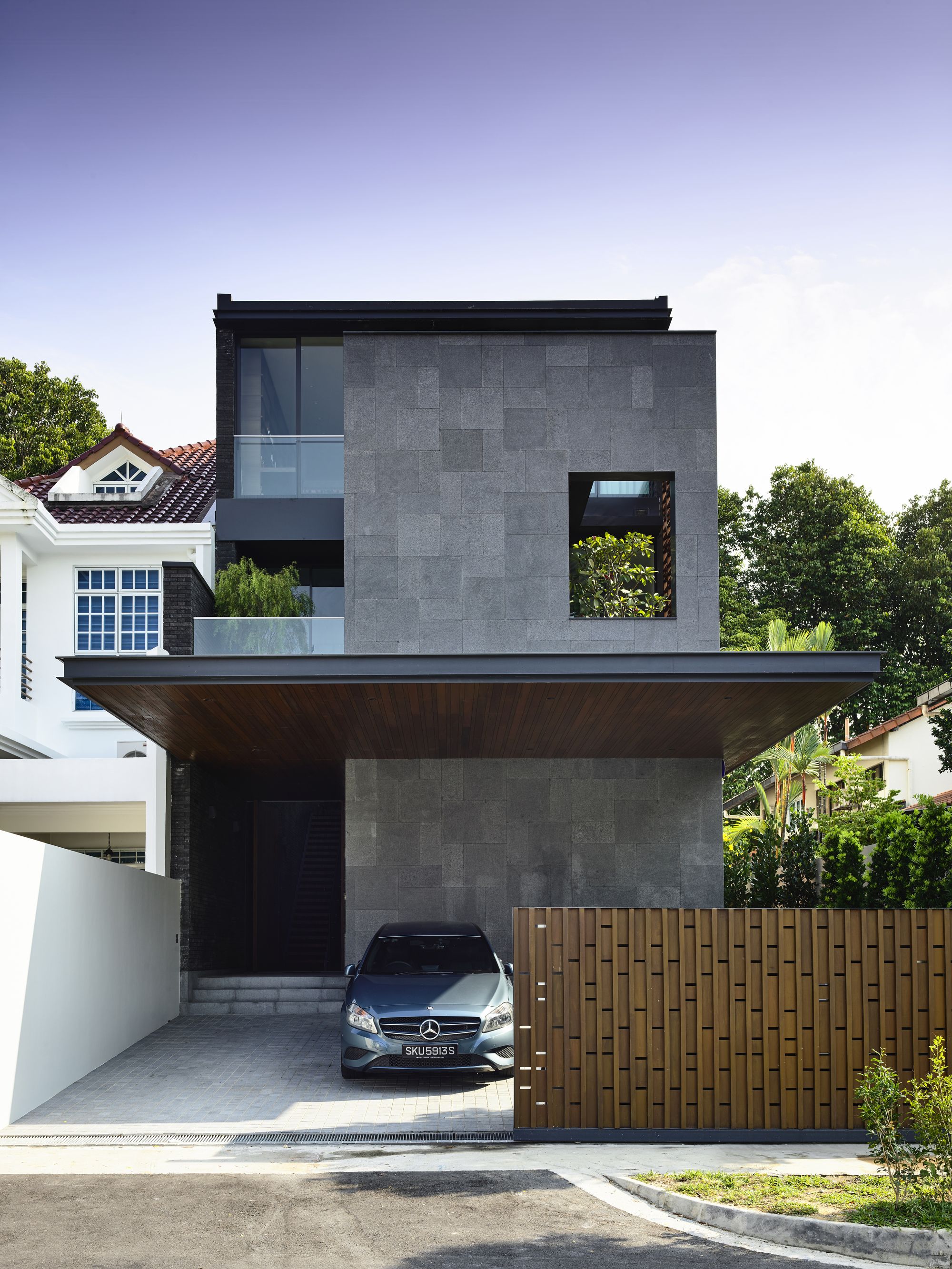 新加坡“Viewing Back”别墅,景观与室内完美融合-12